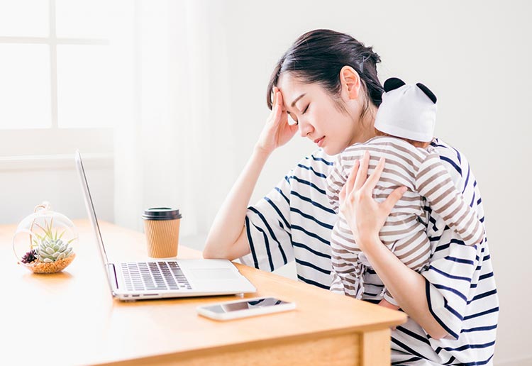 「出産後の心の不調」のイメージ画像